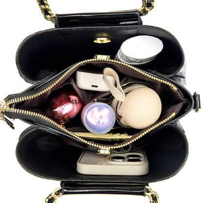 The Signature Carry Bag