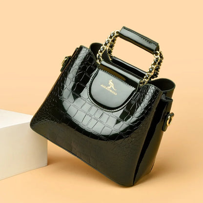 The Signature Carry Bag