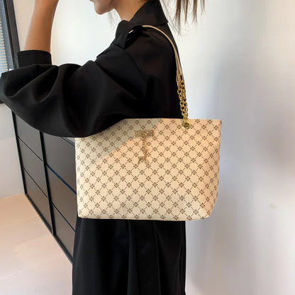 The Signature Everyday Tote