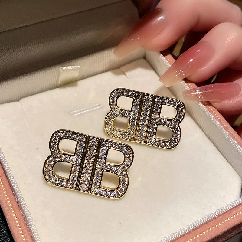 The Statement Crest Earrings