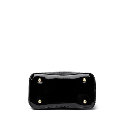 The Signature Carry Bag