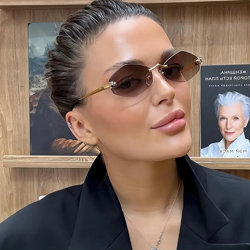 The Offbeat Frame Sunglasses