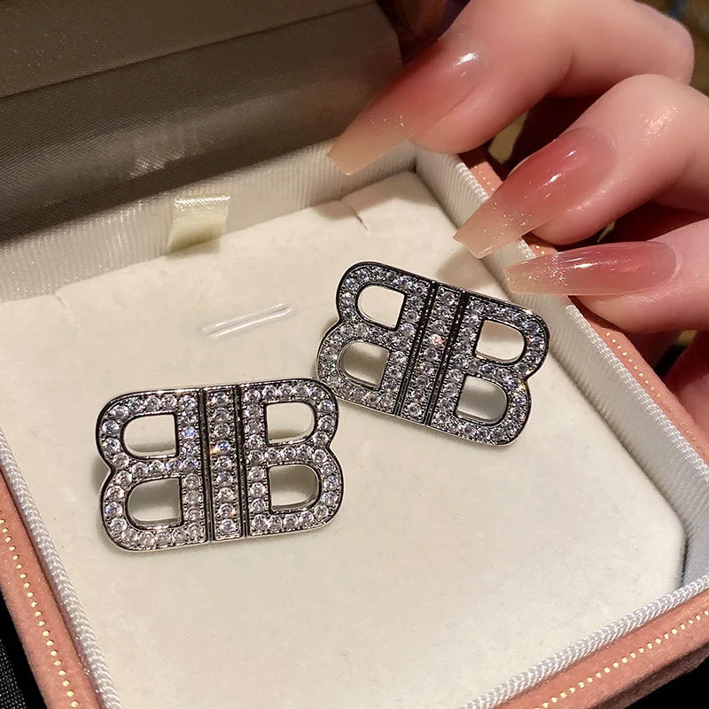 The Statement Crest Earrings