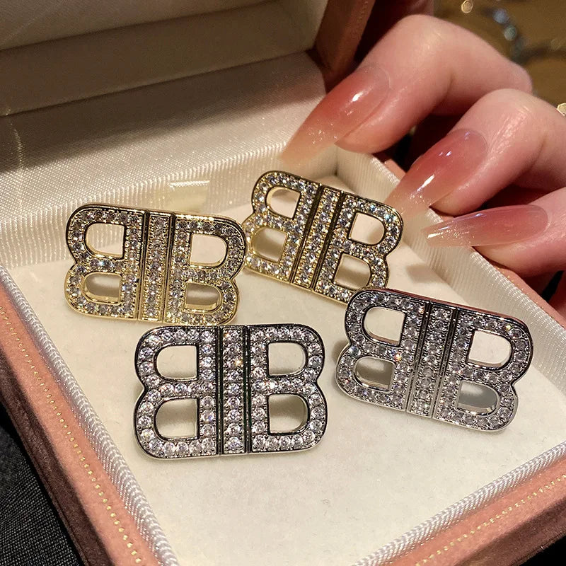 The Statement Crest Earrings