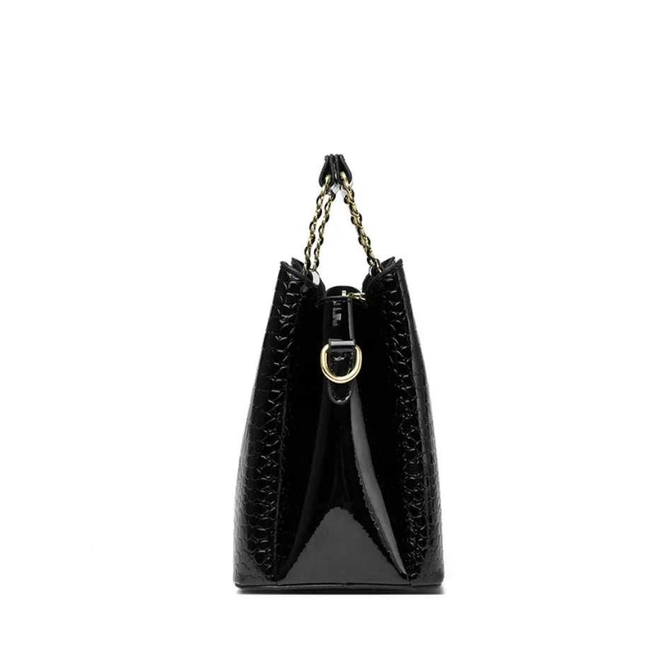 The Signature Carry Bag